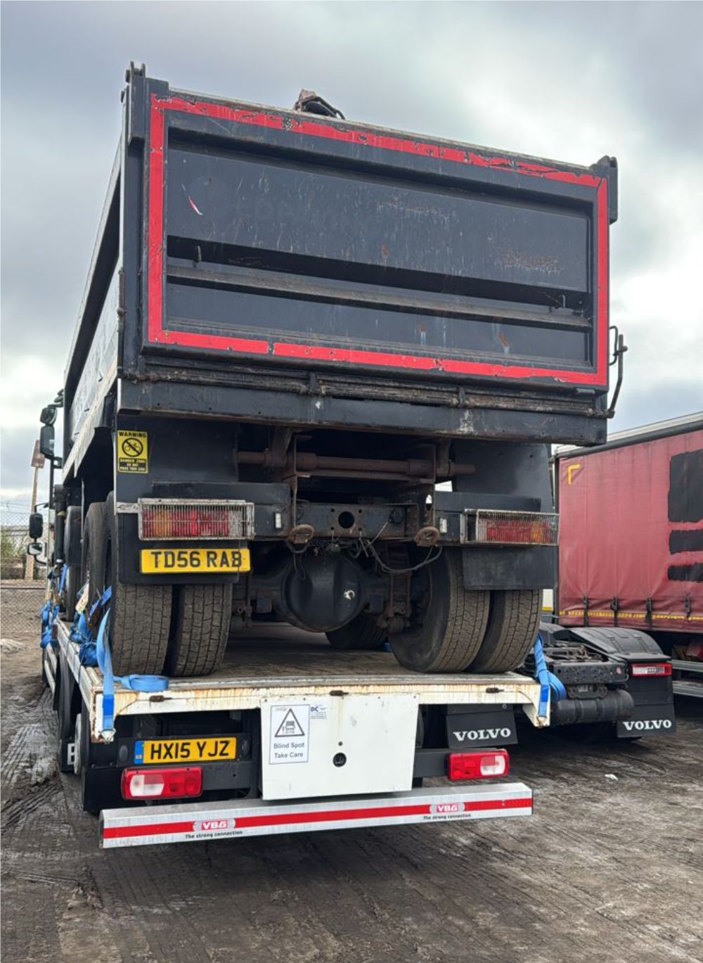 
								DAF CF 330 FAR 330 FAS full									