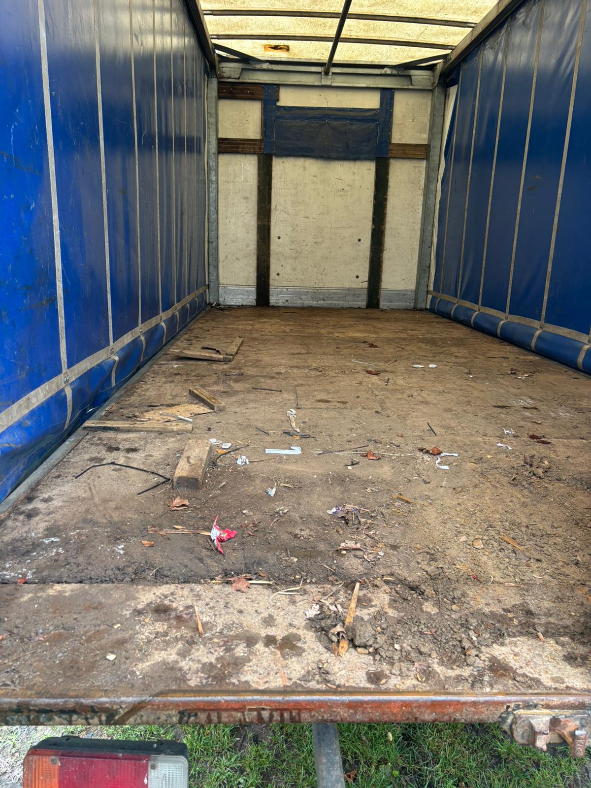 
								2004 IVECO FORD ML75E17 full									